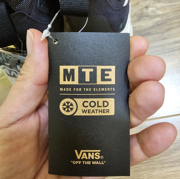 VANS MTE UltraRange EXO Hi Gore-Tex Shoe - Picture 6 of 12